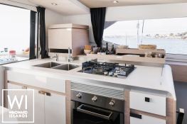 Aura 51 Fountaine Pajot Interior 8