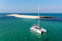 Aura 51 Fountaine Pajot Exterior 2