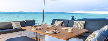 Ocean Eye  Fountaine Pajot Aura 51 Exterior 6