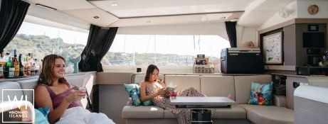 TEDAVI  Fountaine Pajot Aura 51 Interior 1