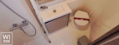 Le Grand Bogavant (ex Le Grand Bogavant) Fountaine Pajot Aura 51 Interior 1