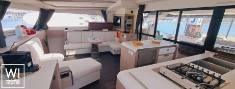 Le Grand Bogavant (ex Le Grand Bogavant) Fountaine Pajot Aura 51 Exterior 1