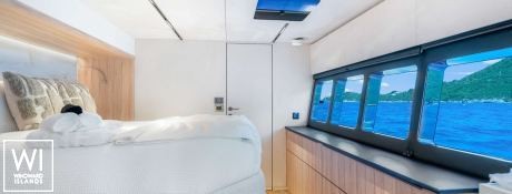 Perfect Moon  Moon Yachts Catamaran 6TY Interior 16