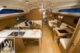 Catalina 445 Catalina Interior 6