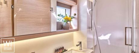 EFKRATI  Lagoon Catamaran Lagoon 51 Interior 15