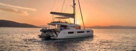 EFKRATI  Lagoon Catamaran Lagoon 51 Exterior 1