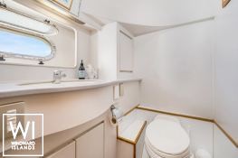 Nirvana  Vitec Yacht 21m Interior 13