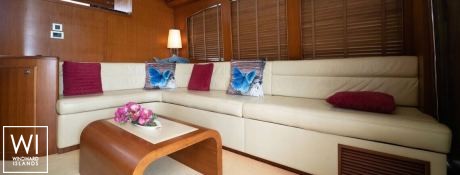 JAWSSS  Activa Marine Yacht 5800 Interior 22