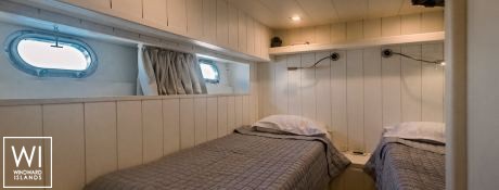 Flamenga   Riviera yachts Alaska 72 Interior 19