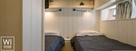 Flamenga   Riviera yachts Alaska 72 Interior 24