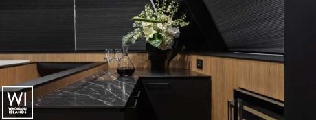 Moon Shadow (ex MISTRAL )  Catamaran 60 Interior 18