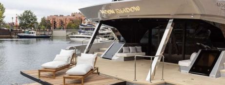 Moon Shadow (ex MISTRAL )  Catamaran 60 Exterior 6