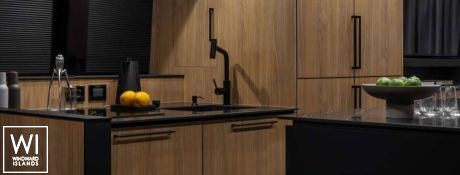 Moon Shadow (ex MISTRAL )  Catamaran 60 Interior 19