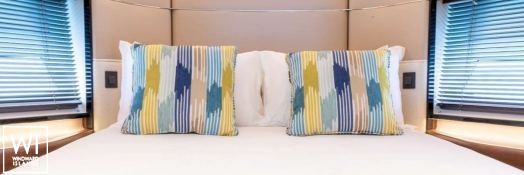 SORANA II  Princess Yachts Princess  81 Interior 1