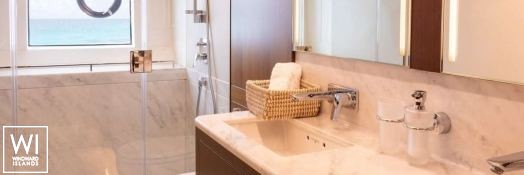 SORANA II  Princess Yachts Princess  81 Interior 1