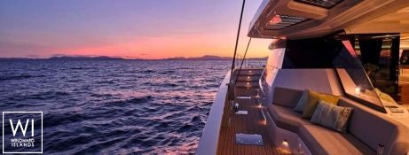 AD ASTRA 80  Fountaine Pajot Thíra  80 Exterior 8