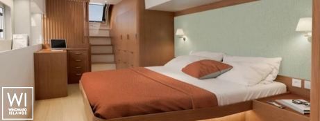 FOUR C S  Catana Catamaran Bali 5.8 Interior 9