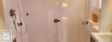 FOUR C S  Catana Catamaran Bali 5.8 Interior 13