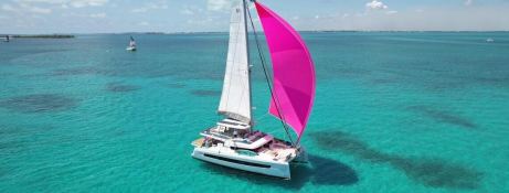 FOUR C S  Catana Catamaran Bali 5.8 Exterior 1