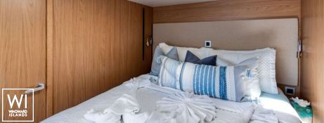 DREAM ON  Catana Catamaran Bali 5.8 Interior 14