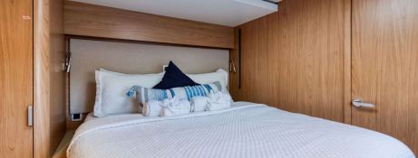 DREAM ON  Catana Catamaran Bali 5.8 Interior 15