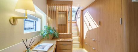 Farben  Catana Catamaran Bali 5.8 Interior 15