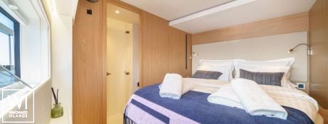 Farben  Catana Catamaran Bali 5.8 Interior 16