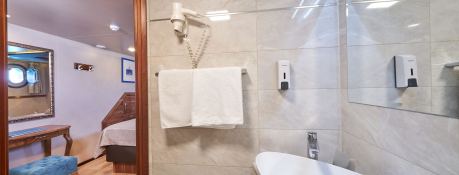 Casablanca   Turkish Gulet  56m Interior 28