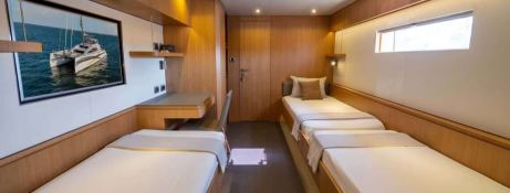 NDS EVOLUTION   JFA Chantier Naval Catamaran 26m Interior 1