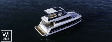 MY 5 Fountaine Pajot Exterior 6