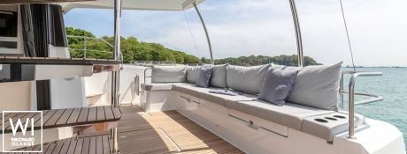 MY 5 Fountaine Pajot Exterior 10
