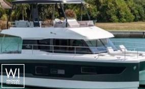 MY 5 Fountaine Pajot Exterior 1