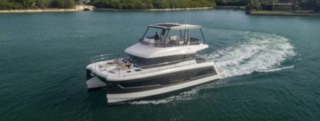 MY 5 Fountaine Pajot Exterior 3