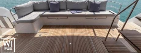 MY 5 Fountaine Pajot Exterior 13