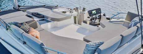 Catamaran 44 Fountaine Pajot Exterior 7