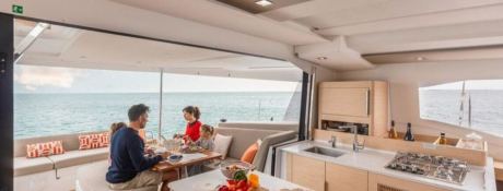 Catamaran 41 Fountaine Pajot Exterior 9