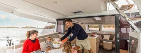 Catamaran 41 Fountaine Pajot Interior 5