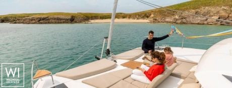 Catamaran 41 Fountaine Pajot Exterior 15