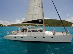 Voyage 500 Voyage Catamaran Exterior 3