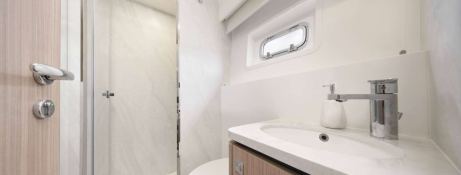 RumRunner  Seaview Catamaran 59 Interior 13