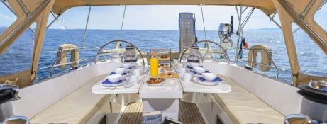 MYTHOS  Ocean Yachts Ocean Star 56.1 Exterior 3