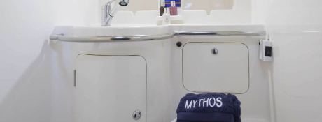 MYTHOS  Ocean Yachts Ocean Star 56.1 Interior 16