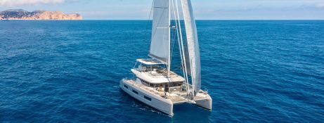 Lagoon 60 Lagoon Catamaran Exterior 3