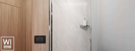 Emerald Queen  Heysea Yachts, Seaview 59 Interior 1