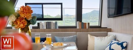 Emerald Queen  Heysea Yachts, Seaview 59 Interior 1