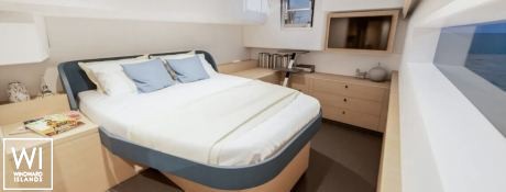 FP 48 Fountaine Pajot Interior 4