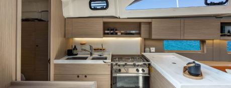 Oceanis  47 Beneteau Interior 8