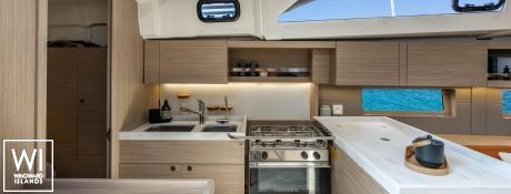 Oceanis  47 Beneteau Interior 8