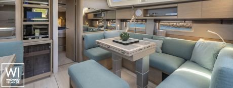 Oceanis  52 Beneteau Interior 2