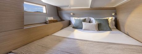 Oceanis  52 Beneteau Interior 6